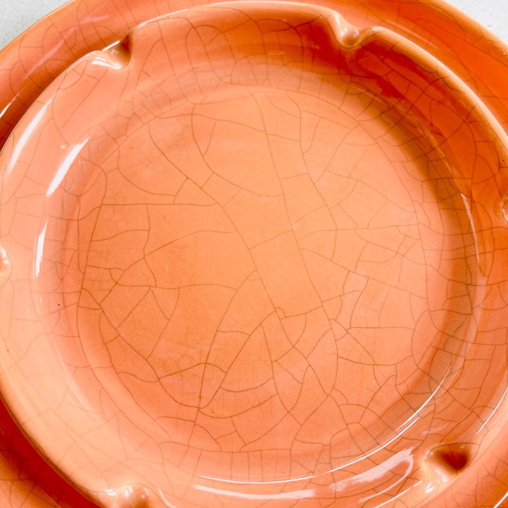 Vintage Jaru Pottery Ceramic 1982 Coral Tone Crazed Round Ashtray - Picture 2 of 4